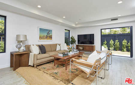 $2,890,000 - 5Br/6Ba -  for Sale in Los Angeles