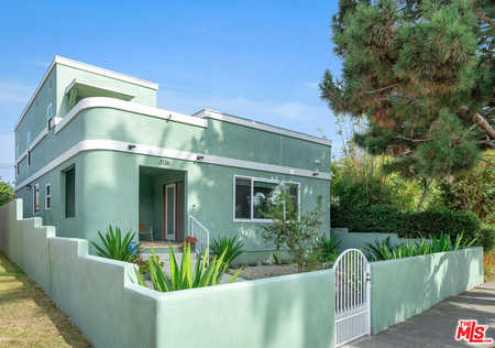 $1,999,000 - 2Br/3Ba -  for Sale in Venice