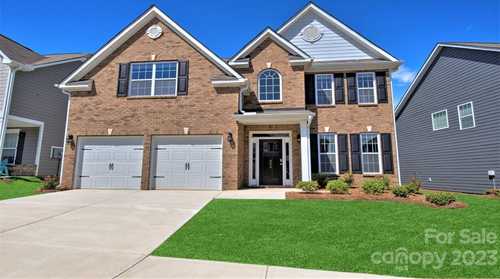 $523,030 - 4Br/4Ba -  for Sale in The Vineyards On Lake Wylie, Charlotte