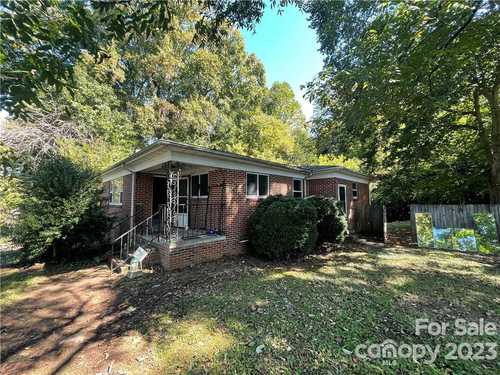$375,000 - 3Br/1Ba -  for Sale in None, Mooresville