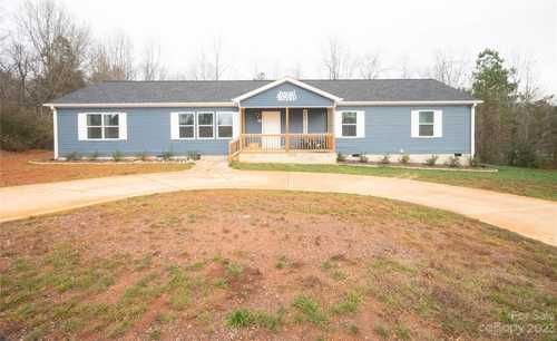 $325,000 - 4Br/3Ba -  for Sale in Augusta Greens, Statesville