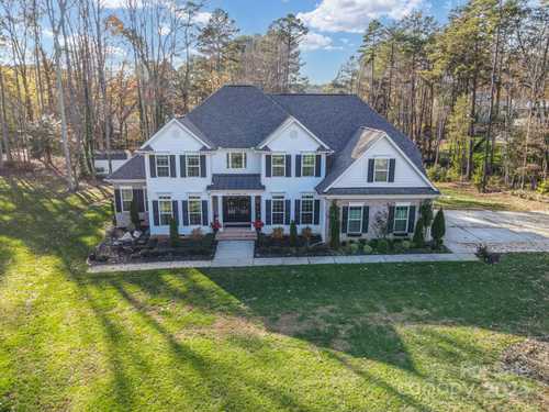 $1,750,000 - 4Br/4Ba -  for Sale in None, Mooresville
