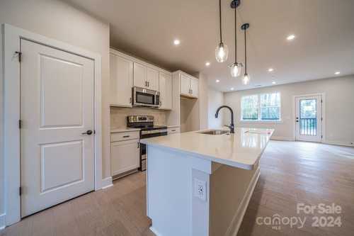 $484,607 - 2Br/4Ba -  for Sale in Context At Oakhurst, Charlotte