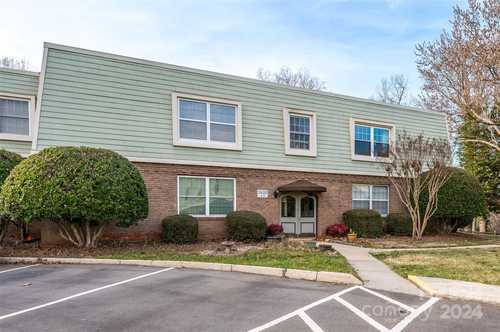 $205,000 - 1Br/1Ba -  for Sale in Dilworth, Charlotte