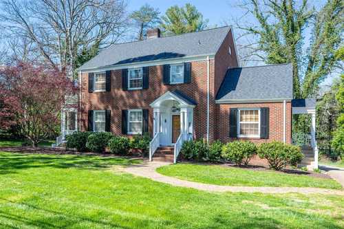 $405,000 - 3Br/3Ba -  for Sale in Brookdale, Statesville
