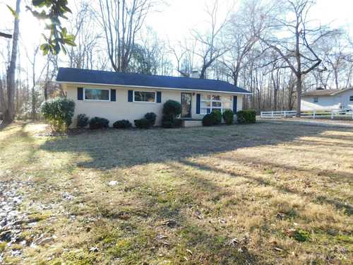 $319,900 - 3Br/2Ba -  for Sale in Lakewood, Rock Hill