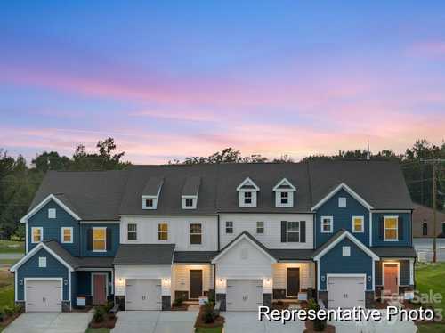 $289,000 - 3Br/3Ba -  for Sale in Penley Place, Clover