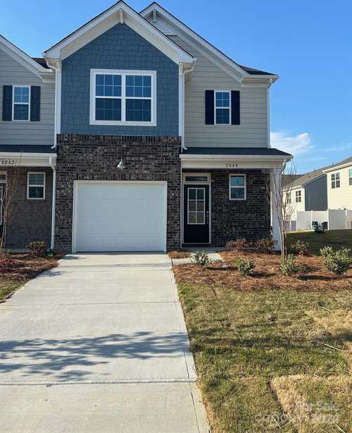 $394,999 - 3Br/3Ba -  for Sale in Windhaven, Tega Cay