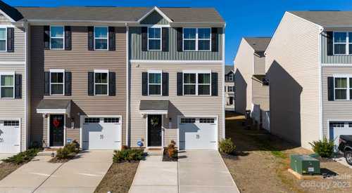 $320,000 - 3Br/3Ba -  for Sale in Glynwood Forest, Fort Mill