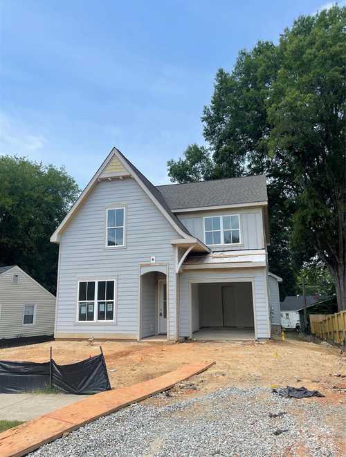 $825,500 - 4Br/3Ba -  for Sale in Smallwood, Charlotte