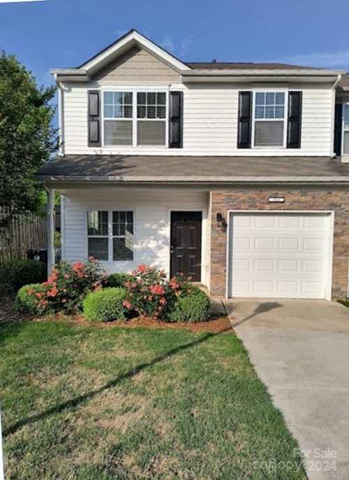 $294,000 - 3Br/3Ba -  for Sale in Woodburn Crossing, Mooresville