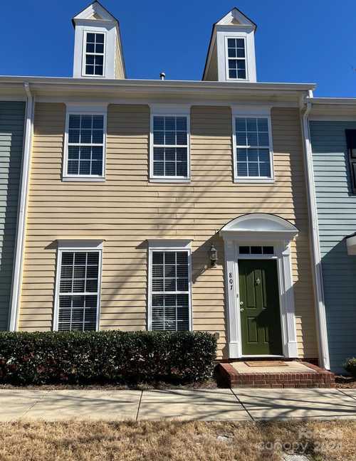 $357,500 - 3Br/3Ba -  for Sale in Monteith Park, Huntersville
