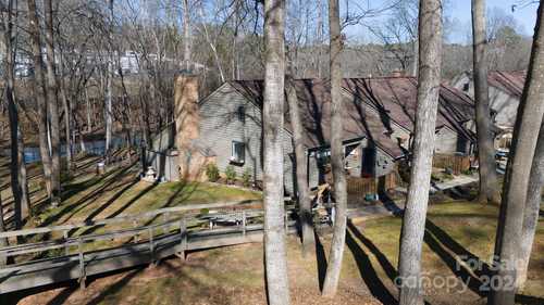 $357,000 - 3Br/2Ba -  for Sale in Lake Wylie Woods, Lake Wylie