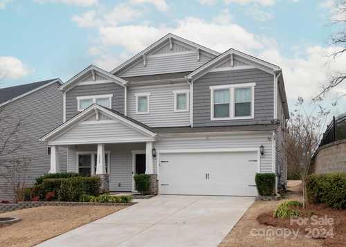 $621,000 - 5Br/4Ba -  for Sale in Saxon Place, Fort Mill