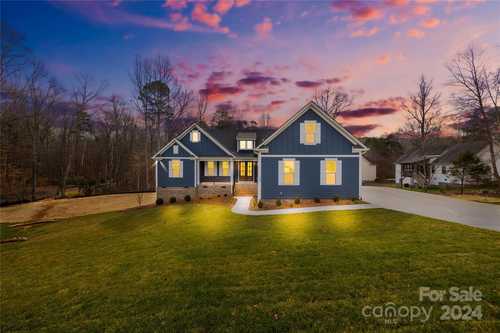 $999,900 - 4Br/4Ba -  for Sale in Streamside Estates, Mooresville