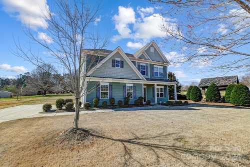 $460,000 - 3Br/3Ba -  for Sale in Autumn Brook, Statesville