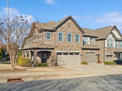 $434,900 - 3Br/3Ba -  for Sale in Ayrshire Townhomes, Fort Mill