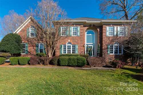 $1,000,000 - 4Br/4Ba -  for Sale in Rosecliff, Charlotte