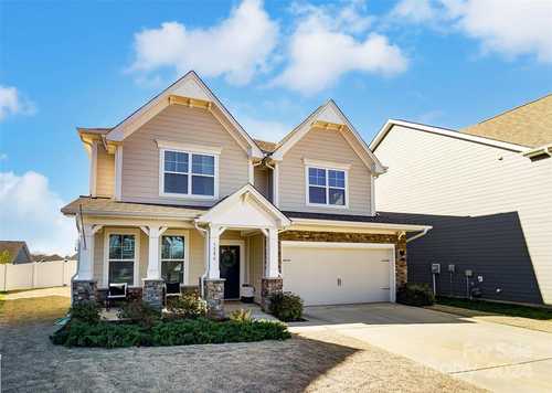 $560,000 - 4Br/4Ba -  for Sale in Cypress Point, Clover