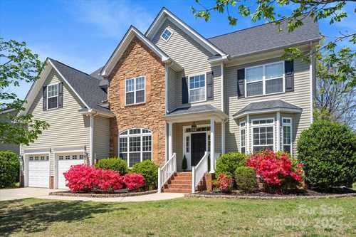 $595,000 - 5Br/3Ba -  for Sale in Pleasant Glen, Fort Mill