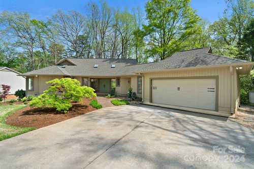 $715,000 - 3Br/3Ba -  for Sale in River Hills, Lake Wylie