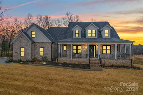 $849,000 - 4Br/5Ba -  for Sale in The Retreat At Sunset Ridge, Clover