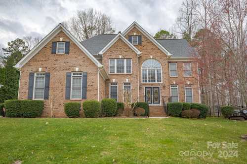 $650,000 - 6Br/4Ba -  for Sale in Cherry Grove, Mooresville