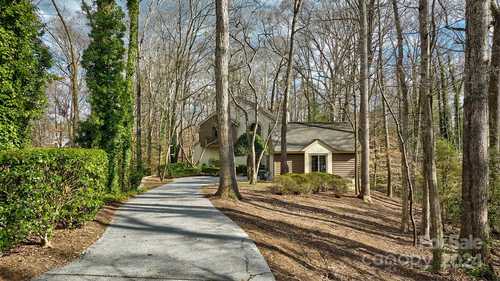 $630,000 - 3Br/3Ba -  for Sale in River Hills, Lake Wylie