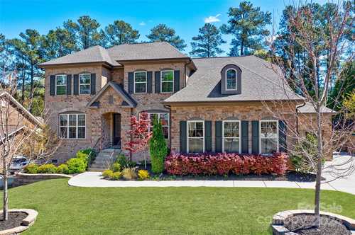 $888,000 - 4Br/4Ba -  for Sale in The Palisades, Charlotte