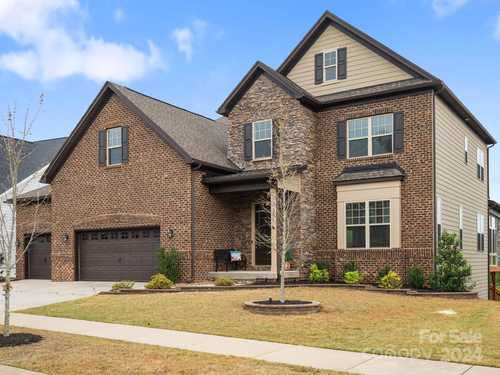 $1,050,000 - 6Br/6Ba -  for Sale in Waterside At The Catawba, Fort Mill
