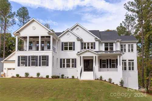 $1,357,900 - 4Br/4Ba -  for Sale in The Sanctuary, Charlotte