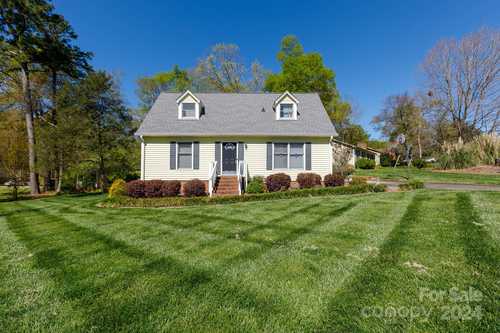 $315,000 - 4Br/2Ba -  for Sale in Midbrook, Rock Hill