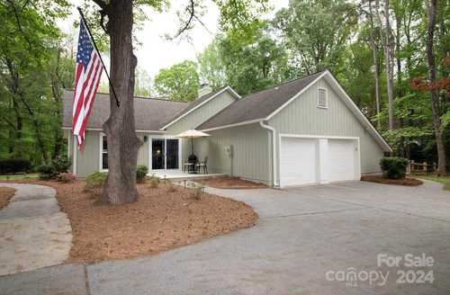$749,900 - 3Br/2Ba -  for Sale in River Hills, Lake Wylie