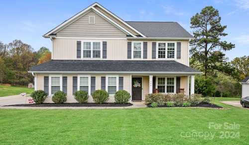 $575,000 - 4Br/4Ba -  for Sale in None, Mooresville