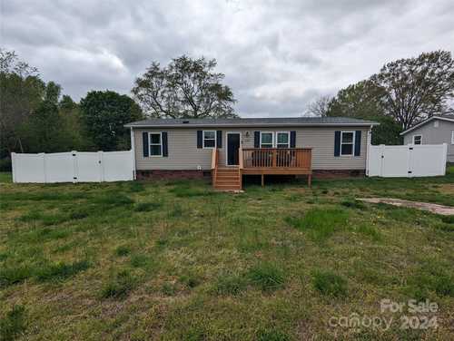$239,900 - 3Br/2Ba -  for Sale in None, Mooresville