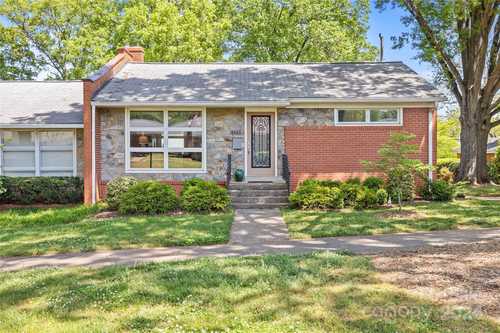 $289,900 - 2Br/1Ba -  for Sale in Cotswold Homes, Charlotte