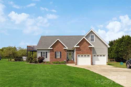 $519,000 - 3Br/4Ba -  for Sale in Lombardy Meadows, Rock Hill