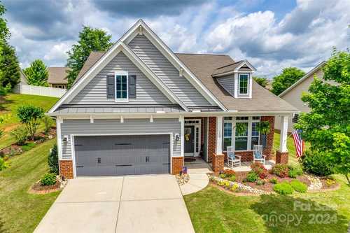 $499,000 - 4Br/3Ba -  for Sale in Timberlake, Clover