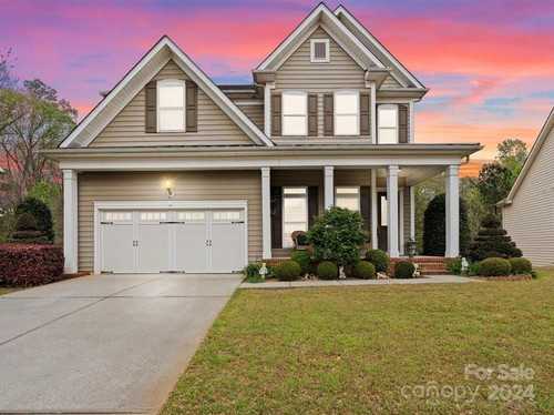 $774,900 - 4Br/4Ba -  for Sale in Reserve At Gold Hill, Fort Mill