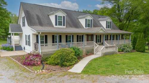 $600,000 - 4Br/4Ba -  for Sale in None, Catawba
