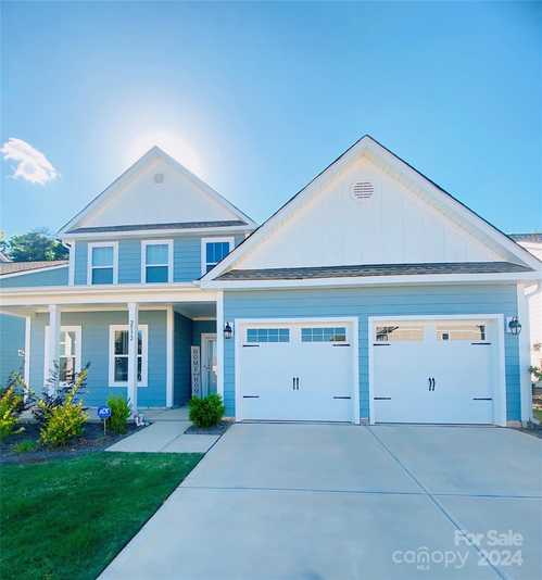 $550,000 - 5Br/3Ba -  for Sale in The Manors At Handsmill, York