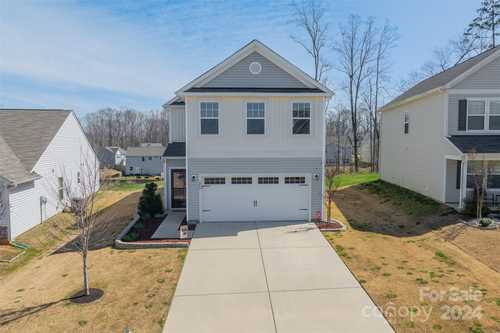 $329,900 - 3Br/3Ba -  for Sale in Hidden Lakes, Statesville