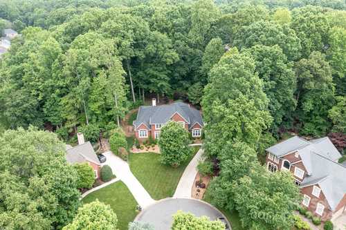 $1,199,000 - 5Br/5Ba -  for Sale in The Hamptons, Huntersville