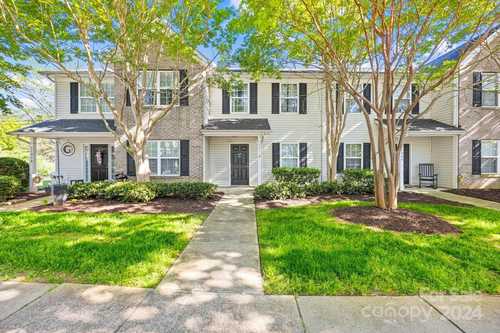 $324,900 - 2Br/3Ba -  for Sale in Caldwell Station, Cornelius
