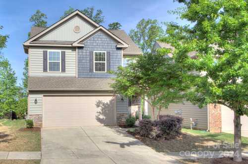 $455,000 - 4Br/3Ba -  for Sale in Waterside At The Catawba, Fort Mill