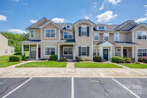 $235,000 - 2Br/3Ba -  for Sale in Constitution Park, Rock Hill