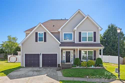 $379,900 - 4Br/3Ba -  for Sale in Pennington Place, Rock Hill
