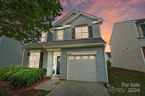 $500,000 - 3Br/3Ba -  for Sale in Southampton Commons, Charlotte