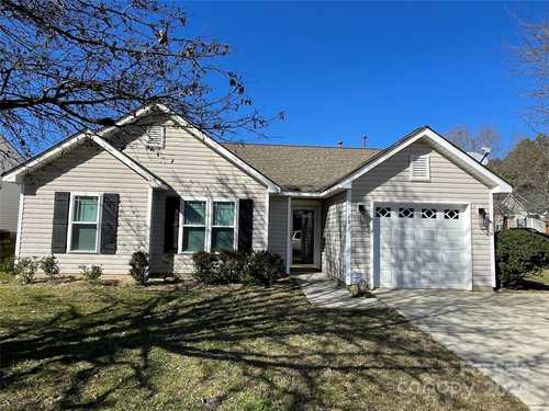$350,000 - 3Br/2Ba -  for Sale in Tall Oaks, Mooresville