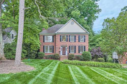 $1,200,000 - 4Br/3Ba -  for Sale in Myers Park, Charlotte